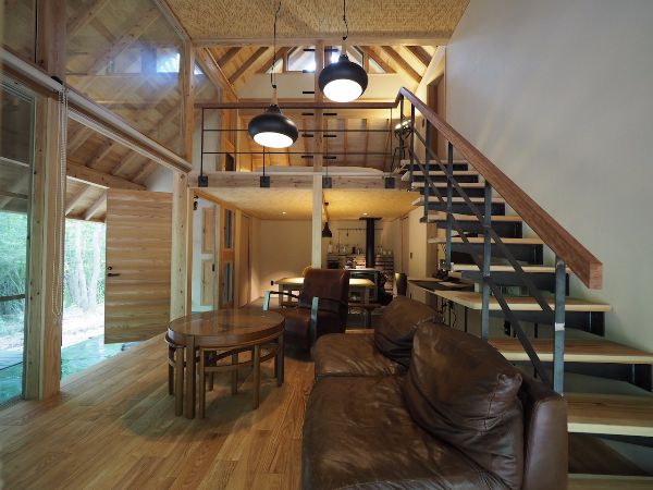 蓑帽子の家|リビング